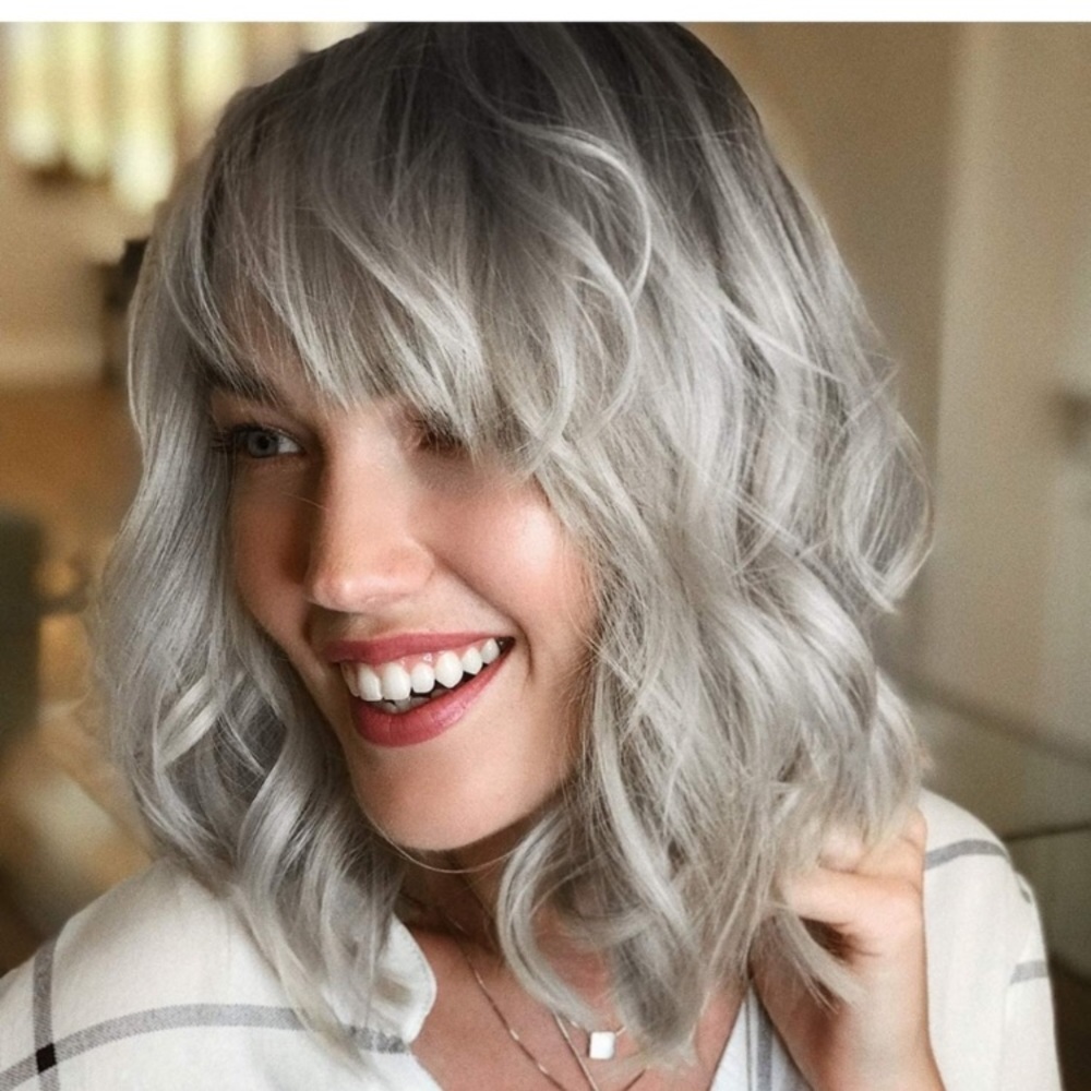 New Shoulder Length Wavy Bob Wig with Bangs Natural Ombre Silver 
